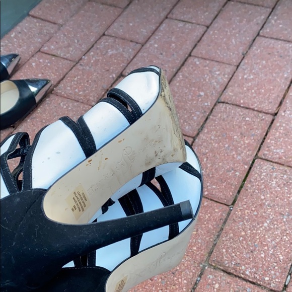 Ivanka Trump - Picture 3 of 4